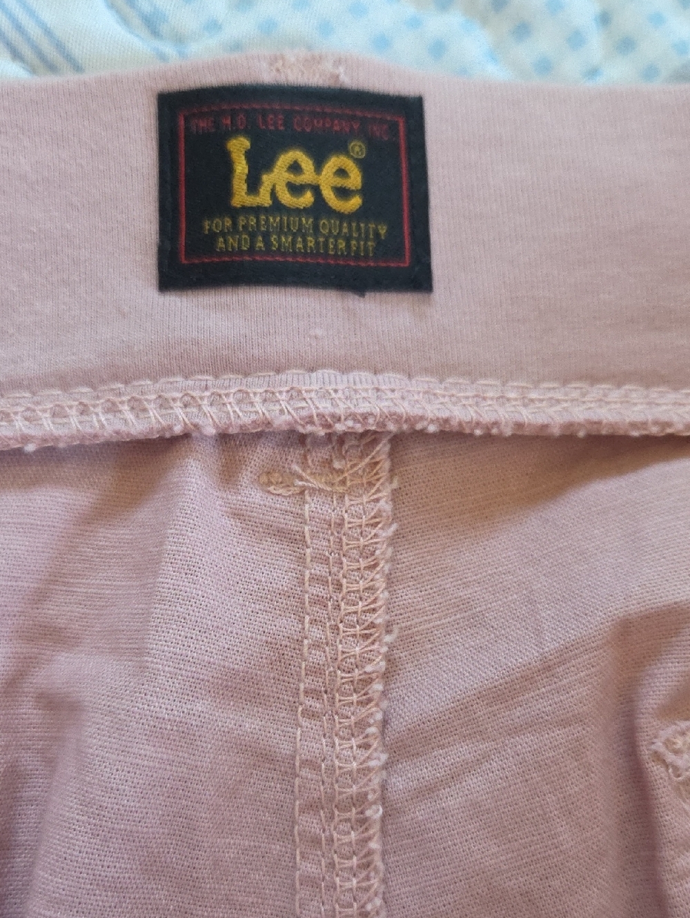 Lee Women's Light Pink Cargo Shorts - Picture 6 of 6